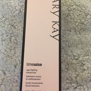 Mary Kay age fighting moisturizer